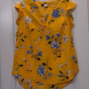 Old Navy medium yellow flutter sleeve blouse